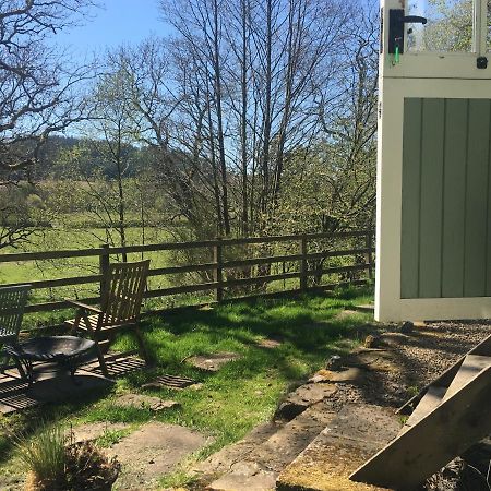 Posh Huts Farmstay Falstone 외부 사진