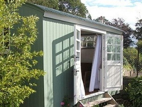 Posh Huts Farmstay Falstone 외부 사진